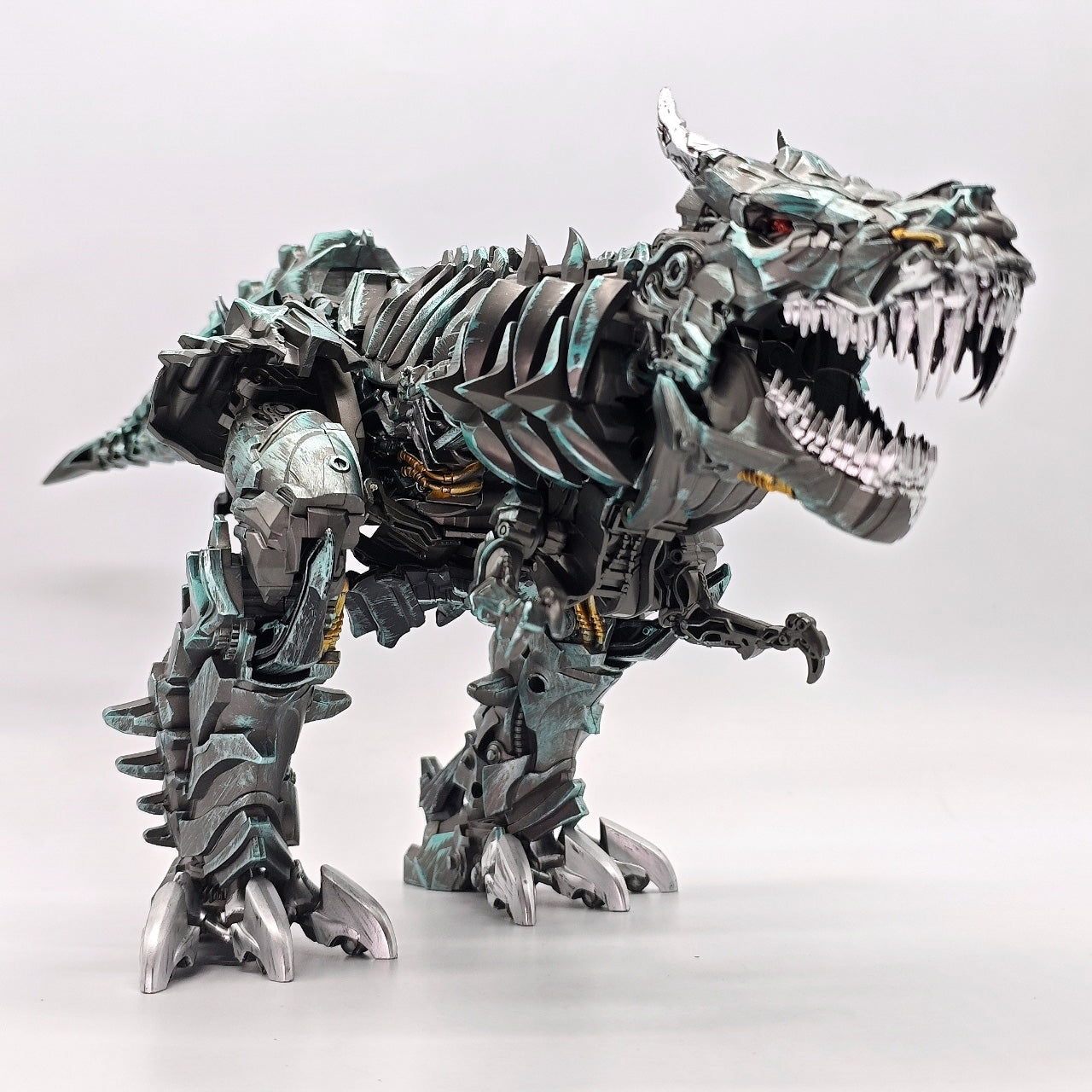 [Available in Mar/Apr] BAIWEI TW1034 Grimlock KO SS07