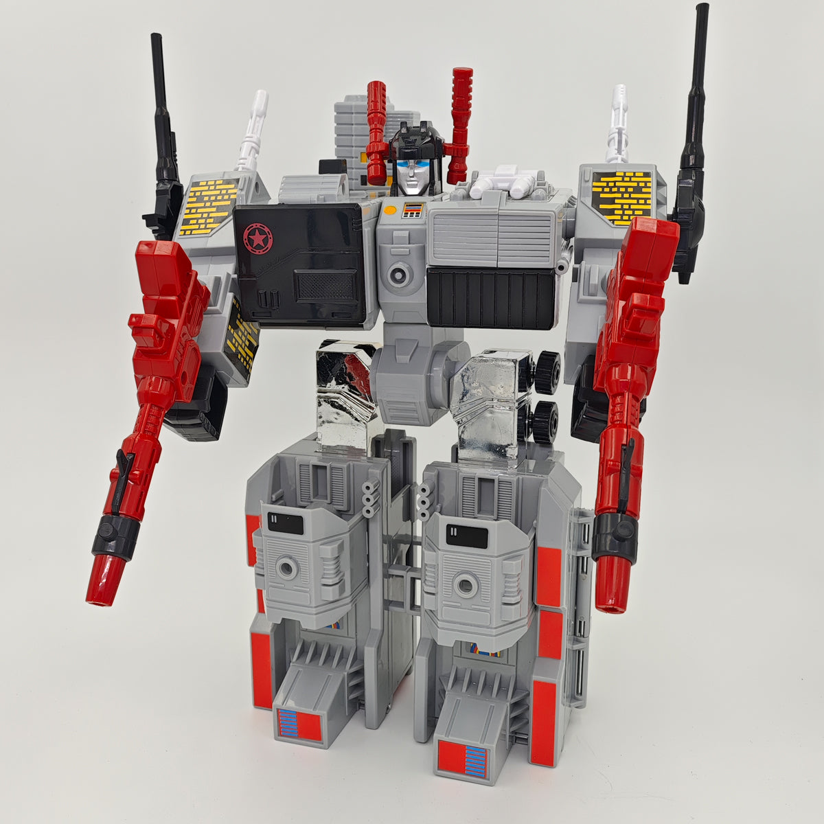 G1 Metroplex KO