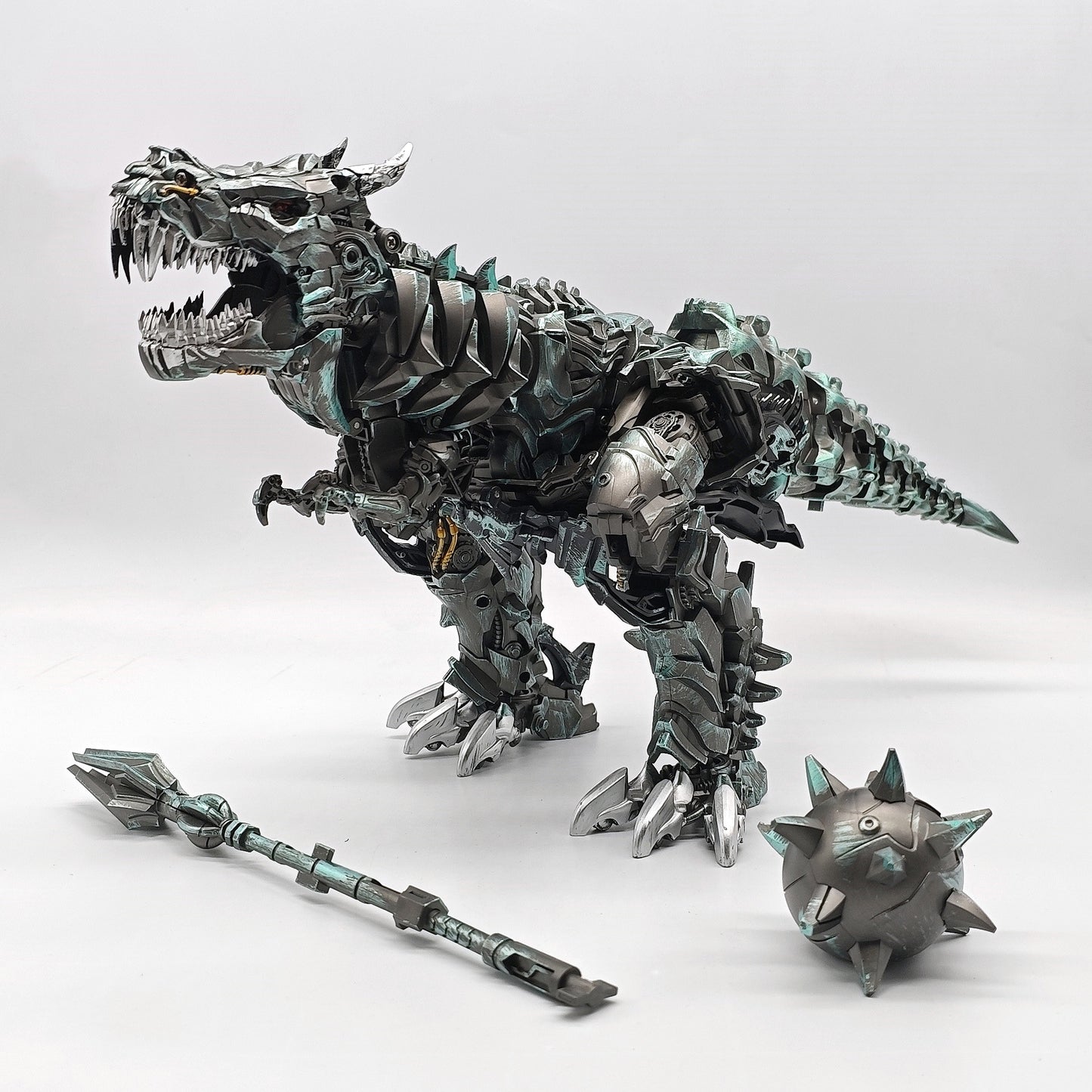 [Available in Mar/Apr] BAIWEI TW1034 Grimlock KO SS07